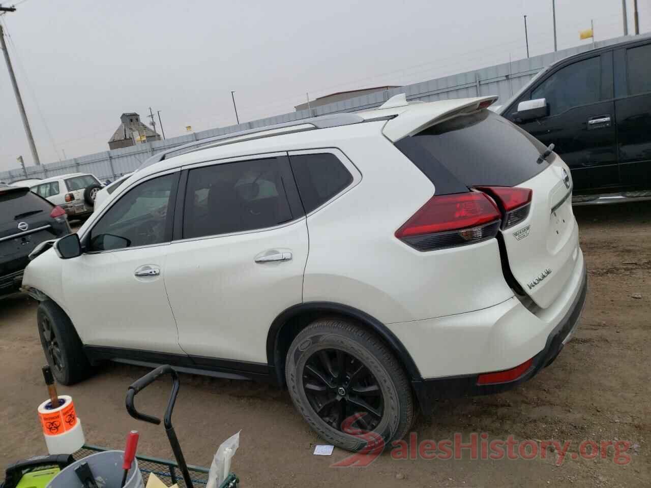 5N1AT2MT4JC717251 2018 NISSAN ROGUE