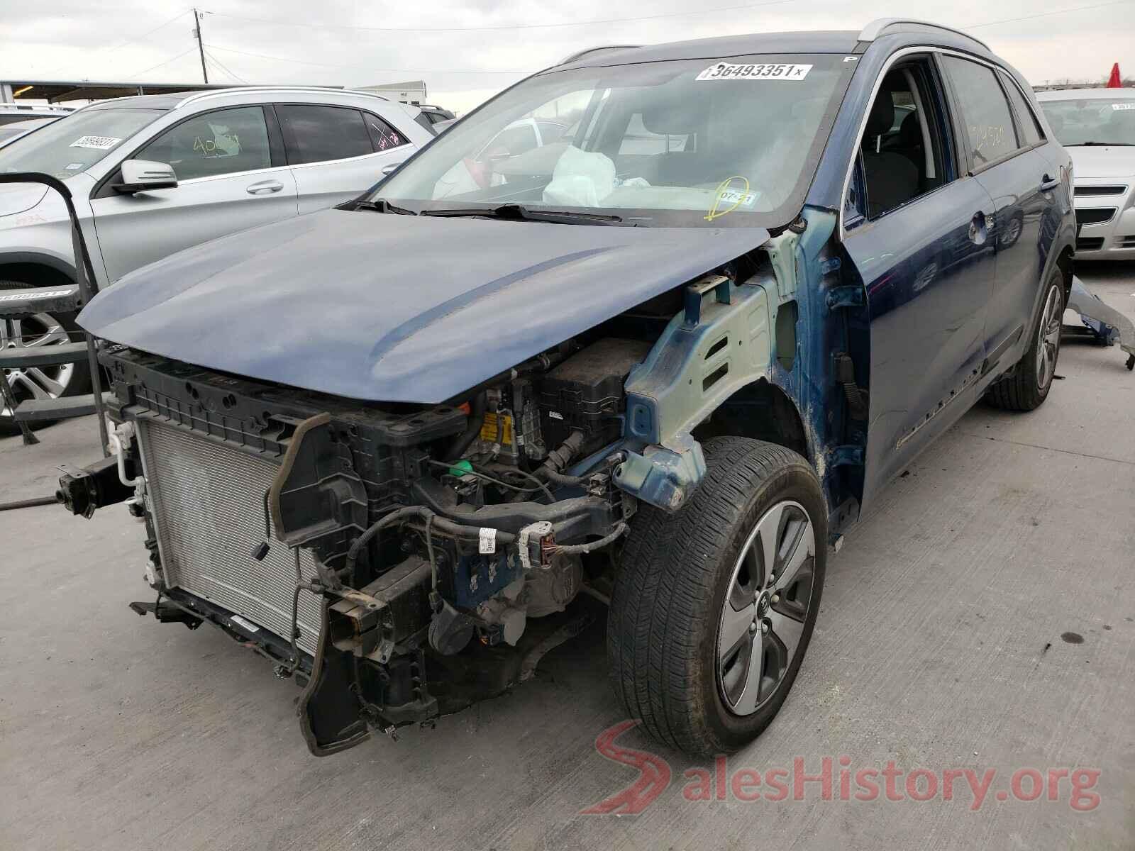 KNDCB3LC8H5067555 2017 KIA NIRO