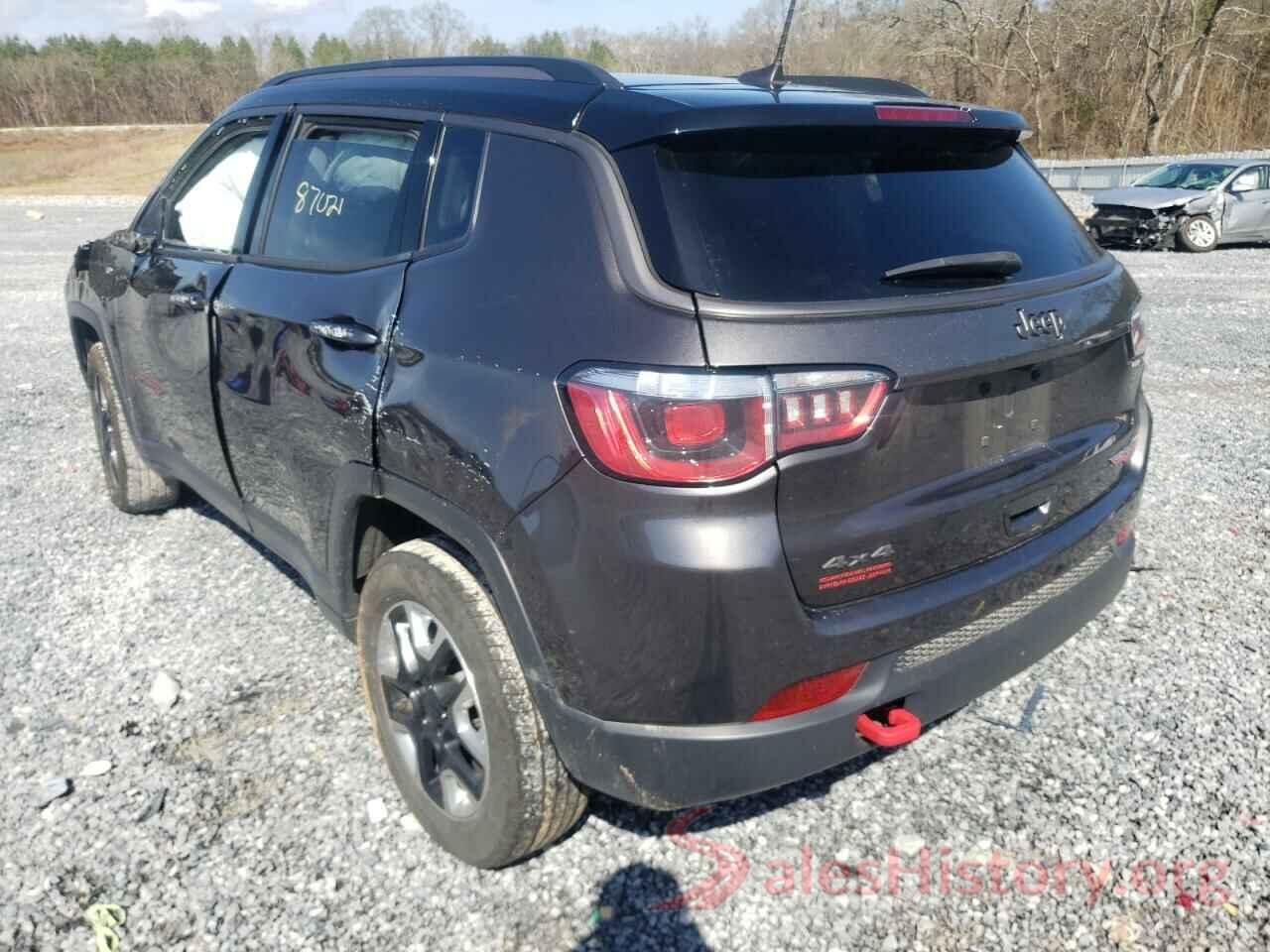 3C4NJDDB9JT419491 2018 JEEP COMPASS