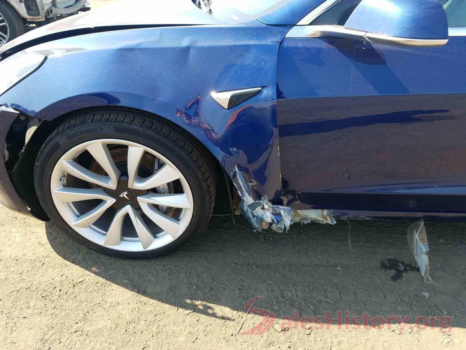 5YJ3E1EA2JF032943 2018 TESLA MODEL 3