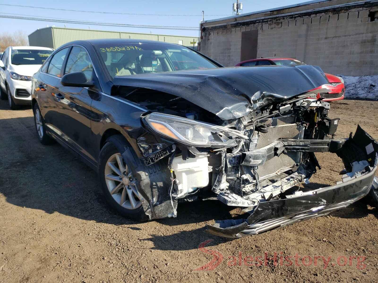 5NPE24AF5JH685756 2018 HYUNDAI SONATA