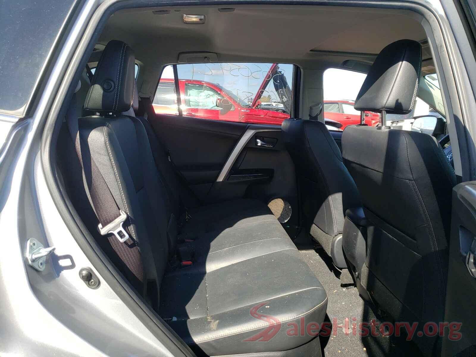 JTMDJREV9HD066607 2017 TOYOTA RAV4