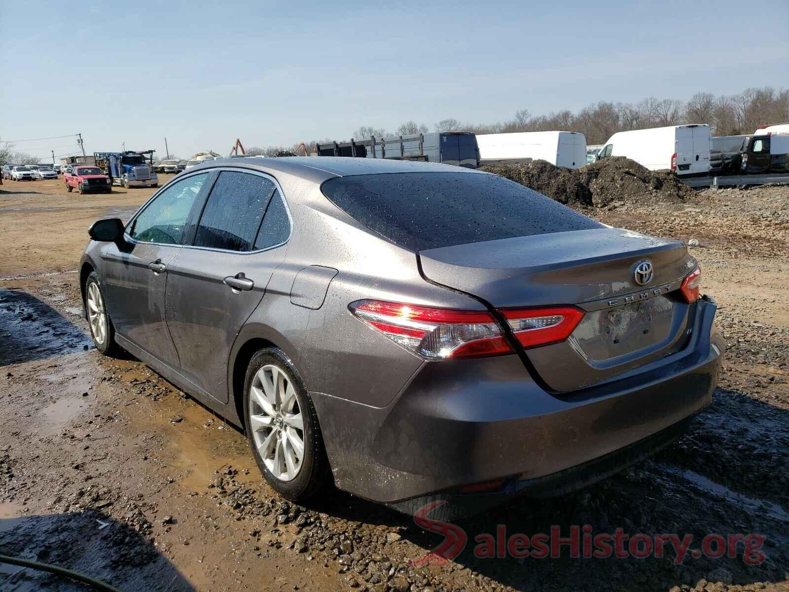 4T1B11HK0JU503275 2018 TOYOTA CAMRY