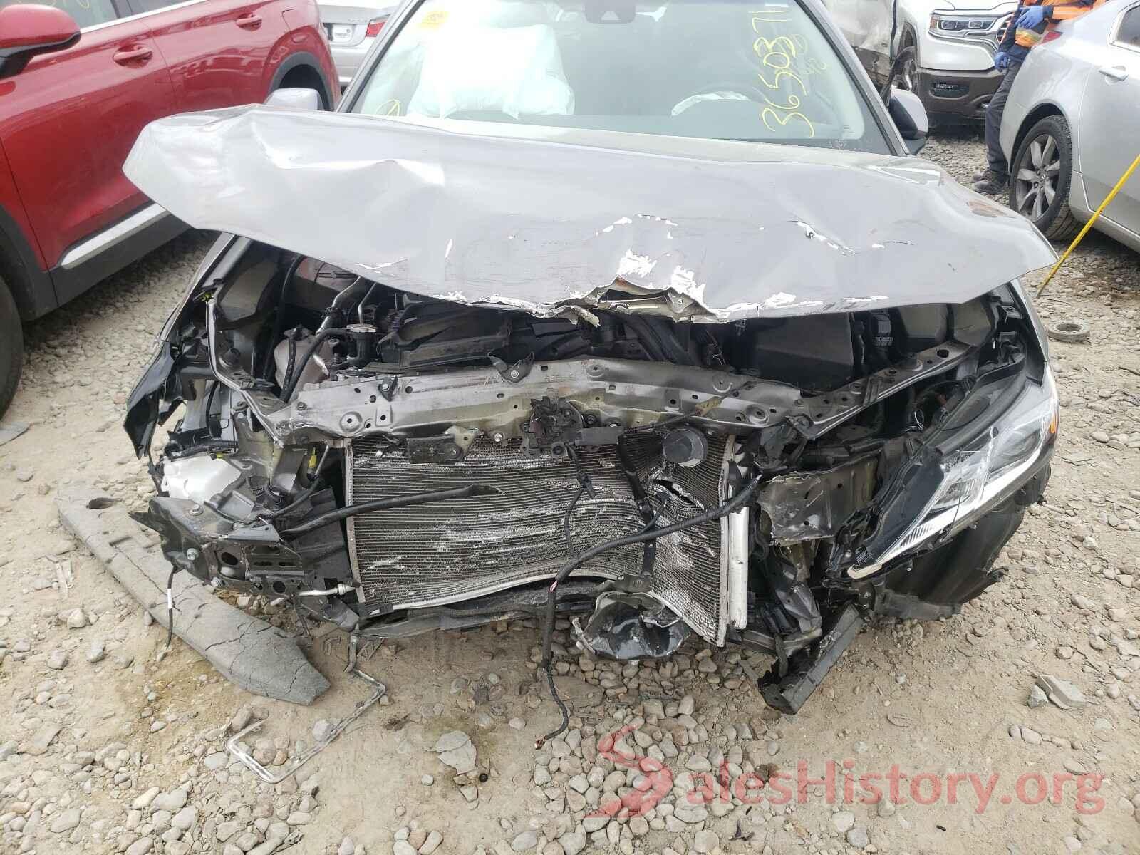 4T1B11HK2JU549125 2018 TOYOTA CAMRY