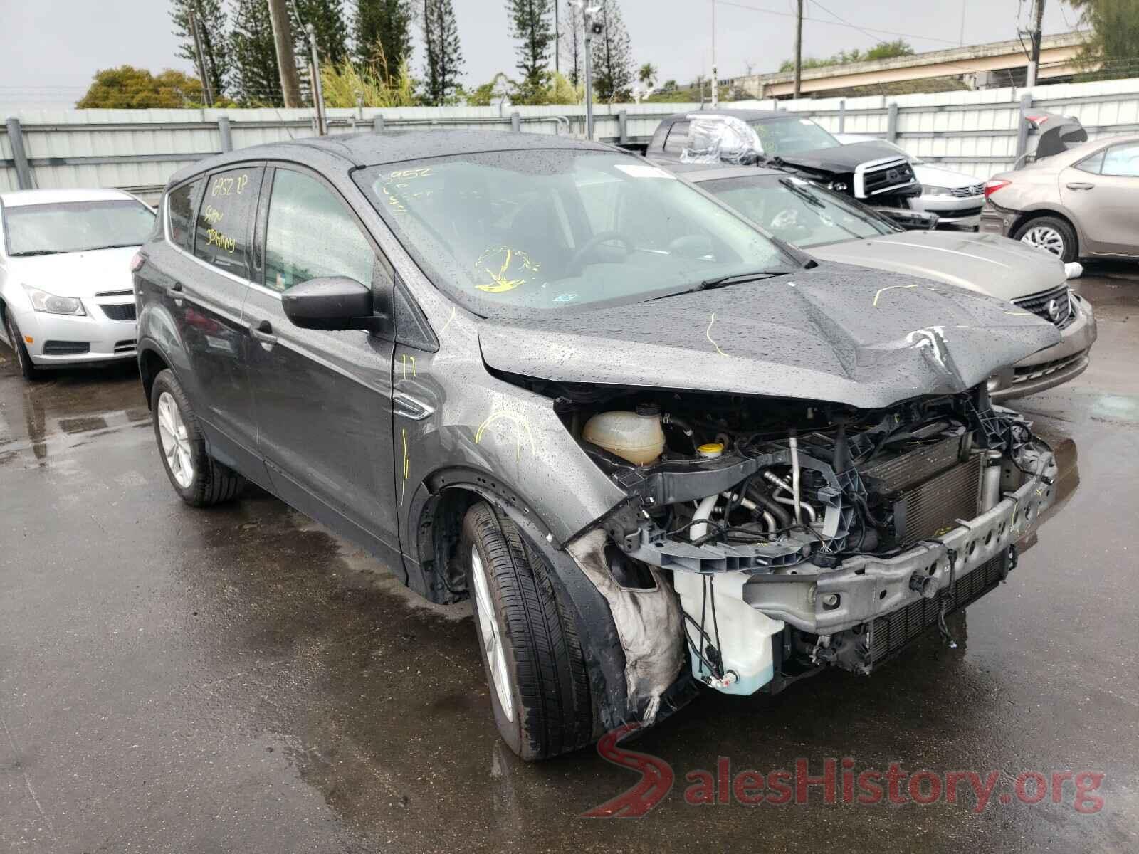 1FMCU0GD7HUC81742 2017 FORD ESCAPE