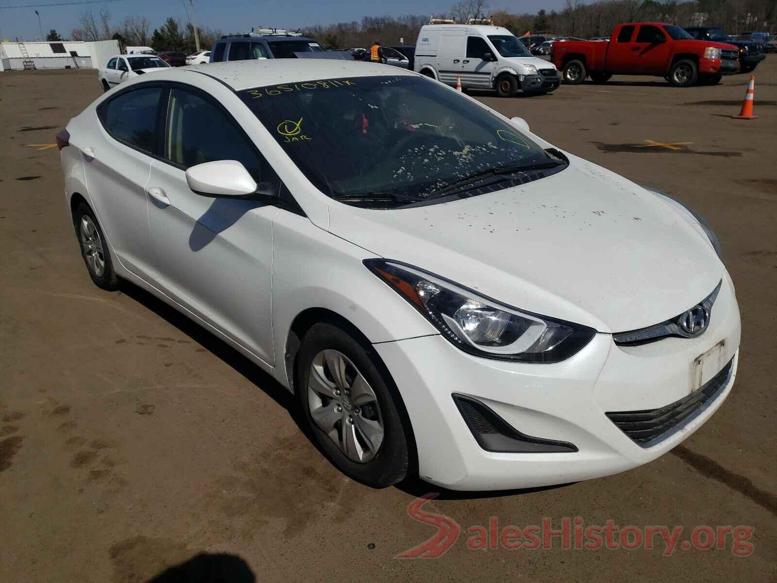 5NPDH4AE6GH729662 2016 HYUNDAI ELANTRA