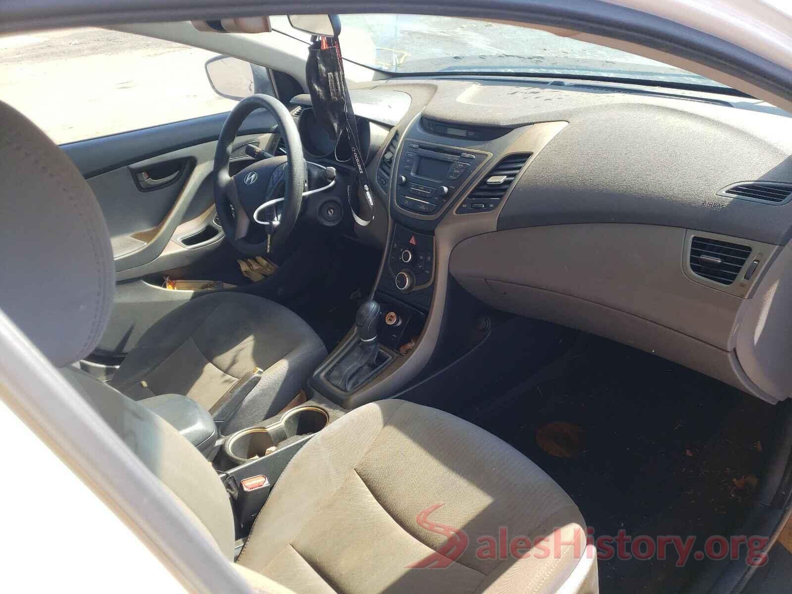 5NPDH4AE6GH729662 2016 HYUNDAI ELANTRA