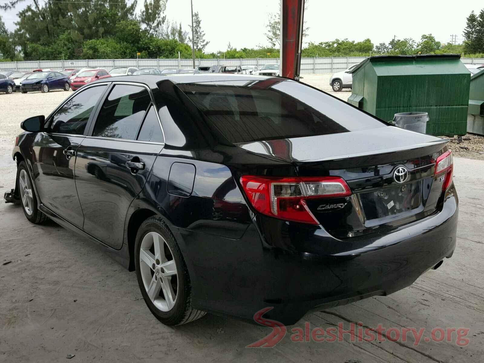 4T1BF1FK2EU301483 2014 TOYOTA CAMRY