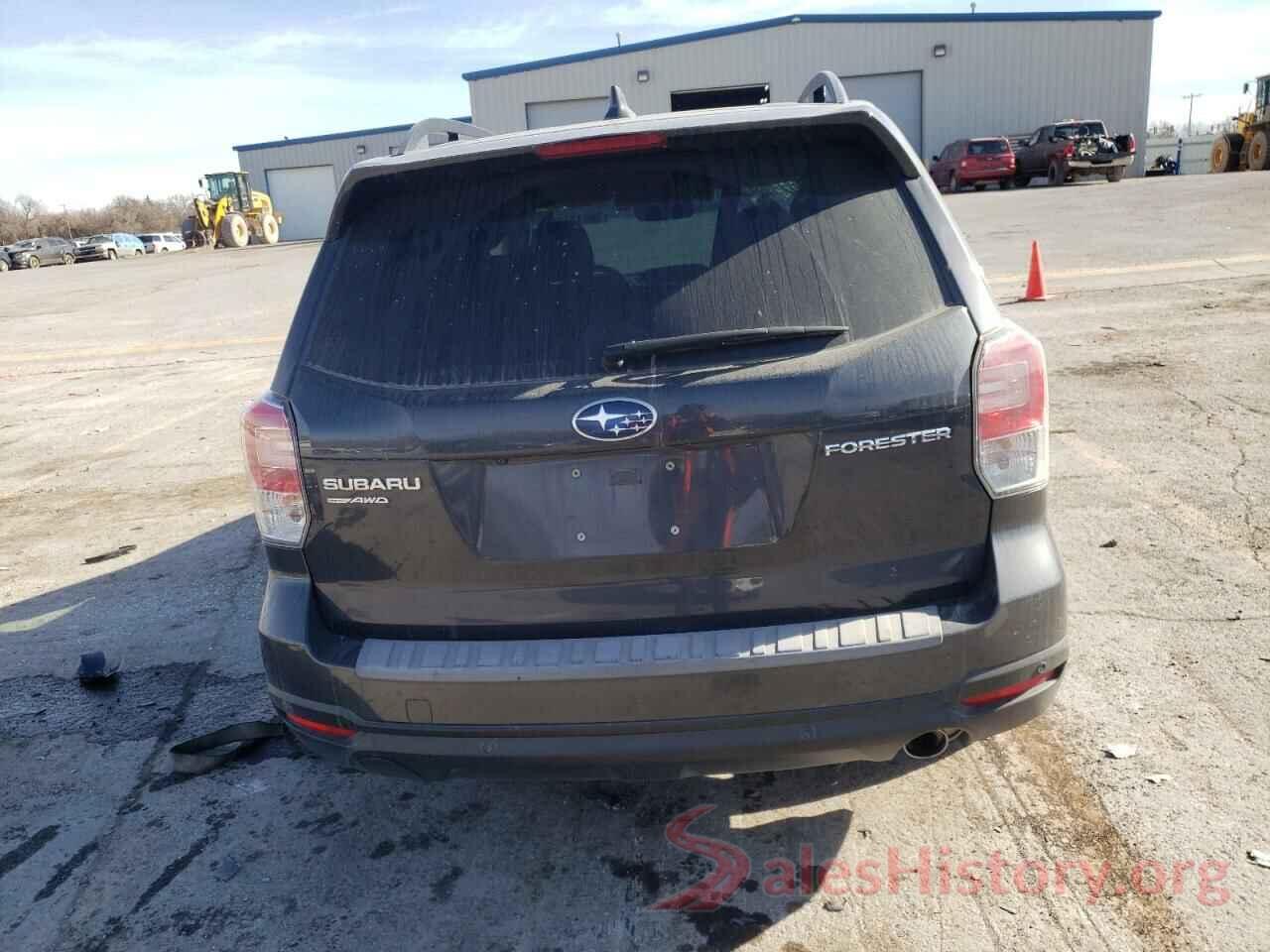 JF2SJAWC6JH567329 2018 SUBARU FORESTER