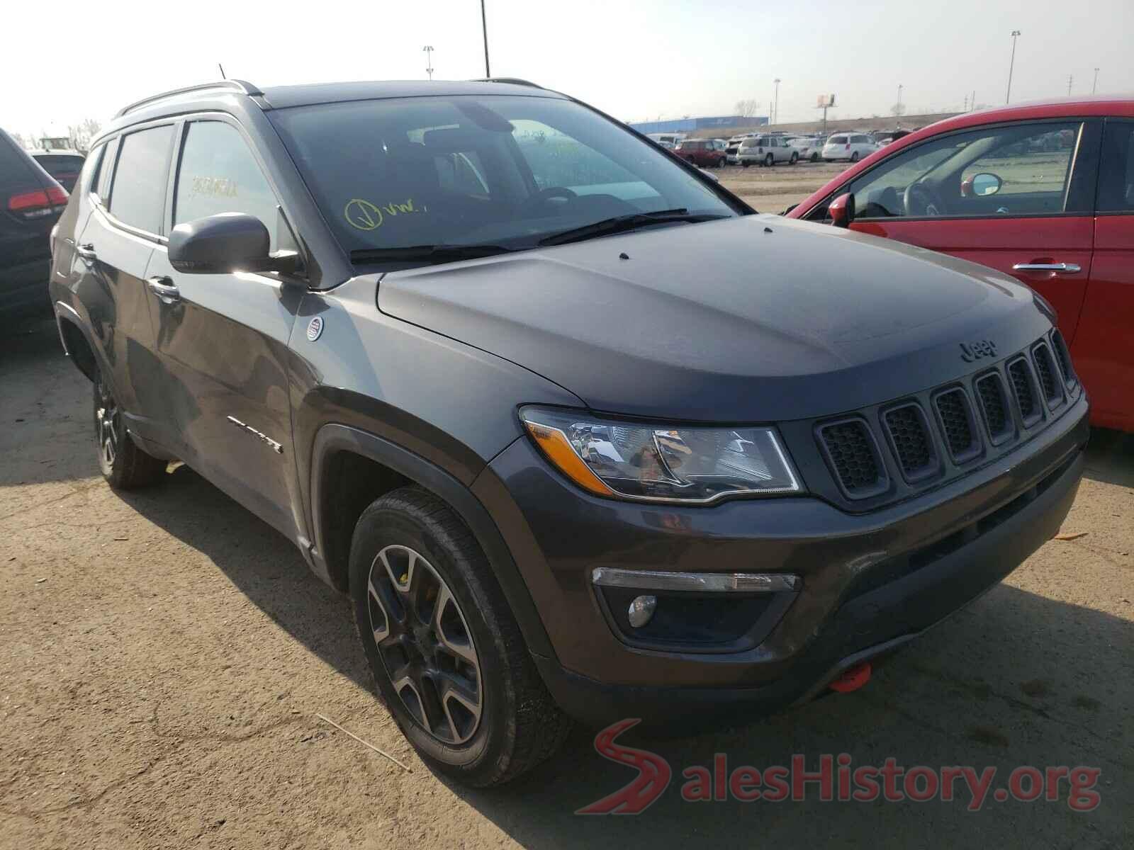 3C4NJDDB0KT620164 2019 JEEP COMPASS