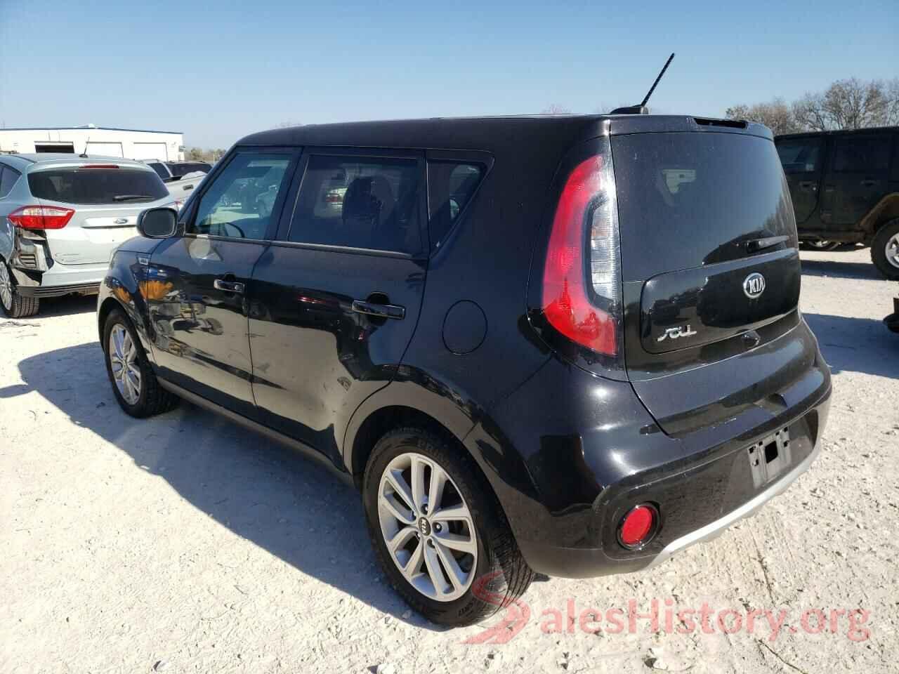 KNDJP3A54J7605143 2018 KIA SOUL