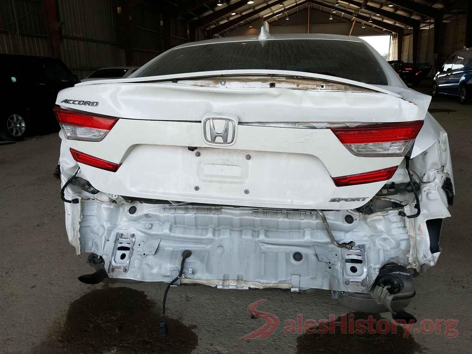 1HGCV1F37JA267249 2018 HONDA ACCORD