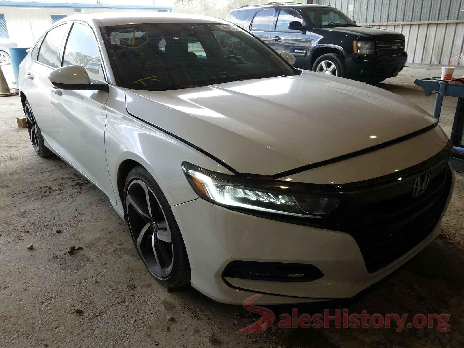 1HGCV1F37JA267249 2018 HONDA ACCORD