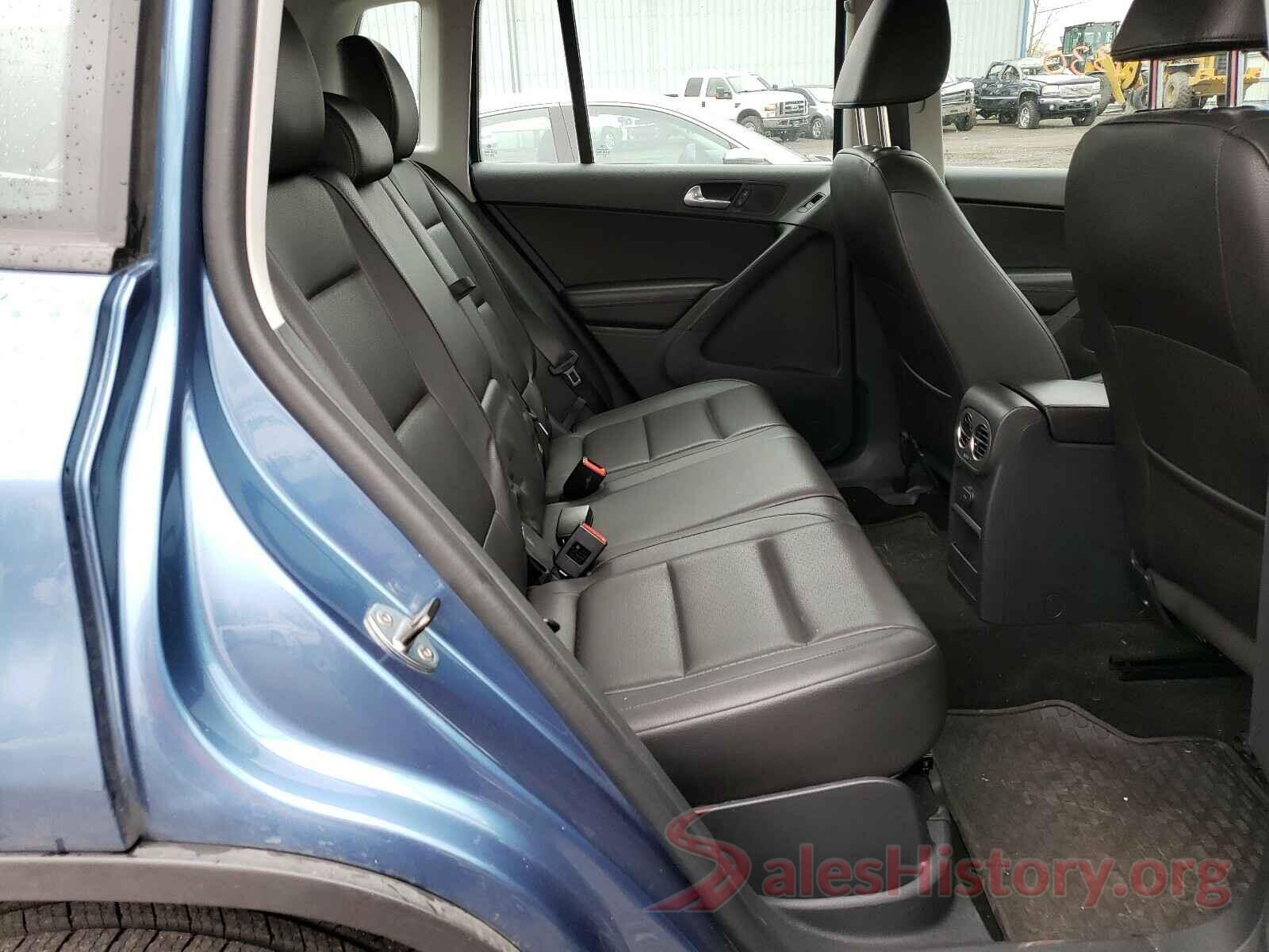 WVGAV7AX9HK036310 2017 VOLKSWAGEN TIGUAN