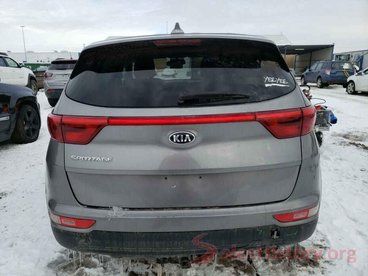 KNDPMCAC0K7558082 2019 KIA SPORTAGE