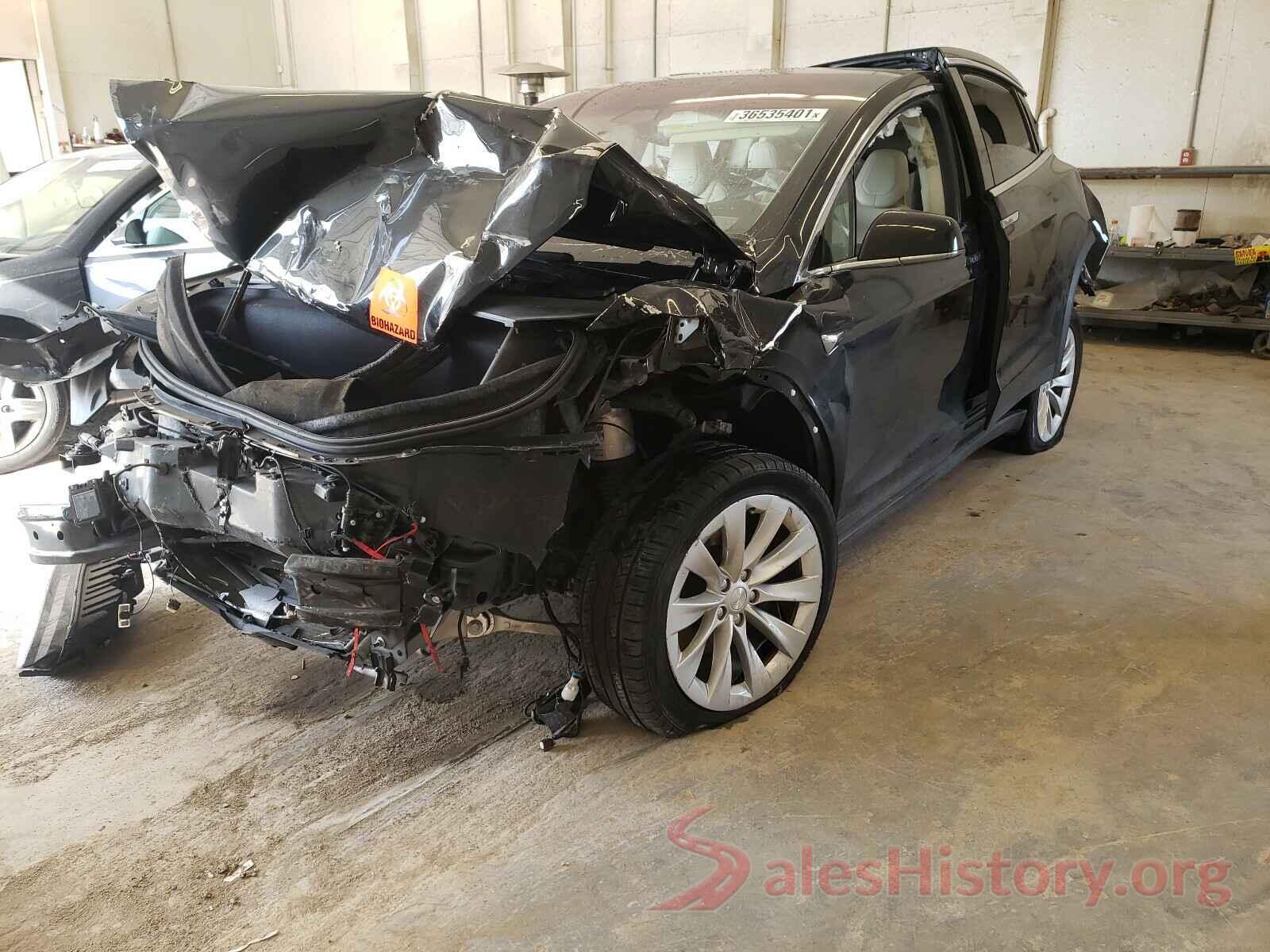 5YJXCDE2XJF088467 2018 TESLA MODEL X