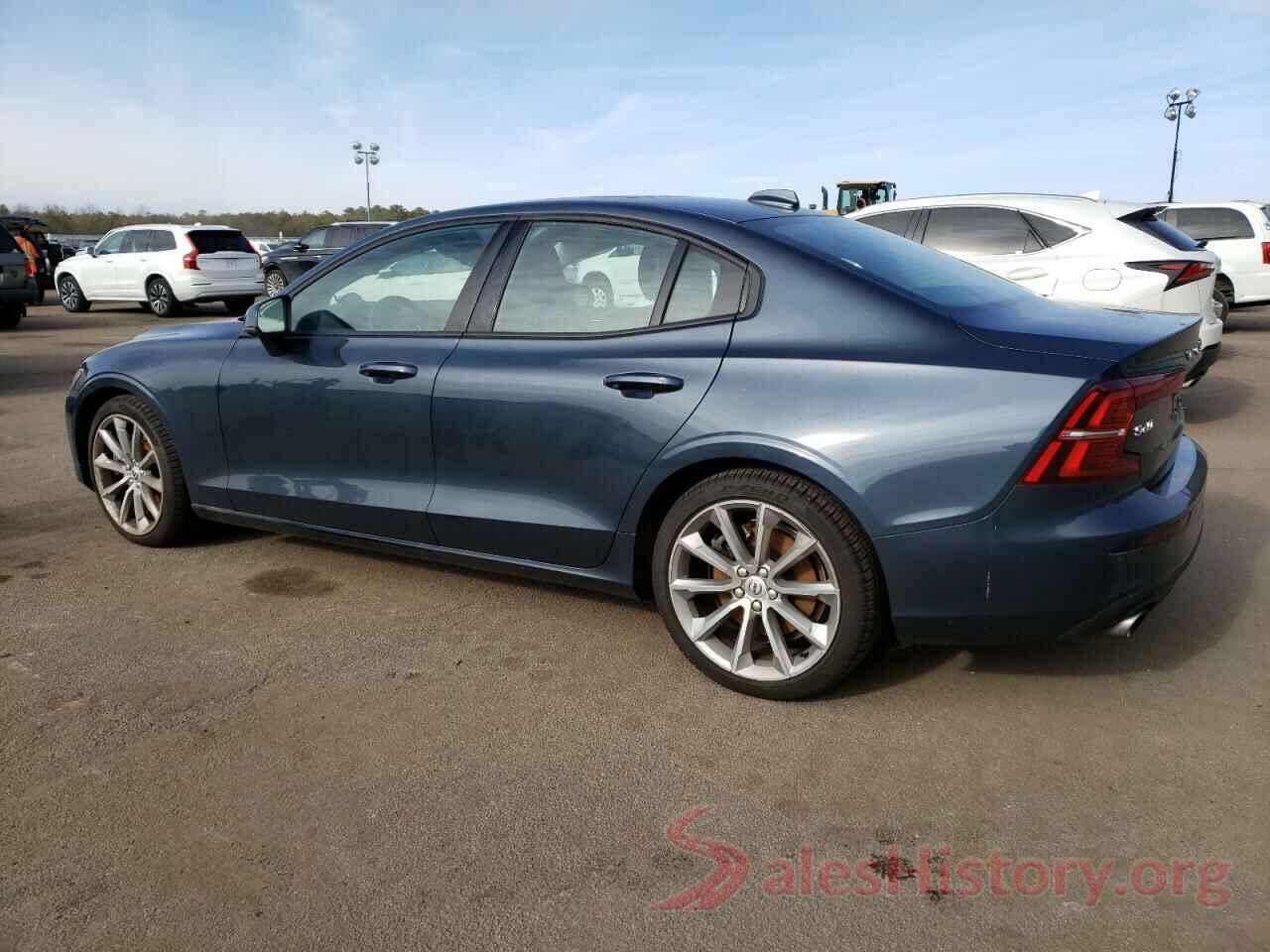 7JRA22TK8LG041304 2020 VOLVO S60