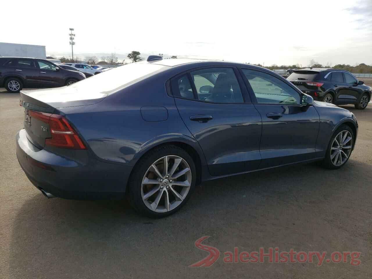 7JRA22TK8LG041304 2020 VOLVO S60