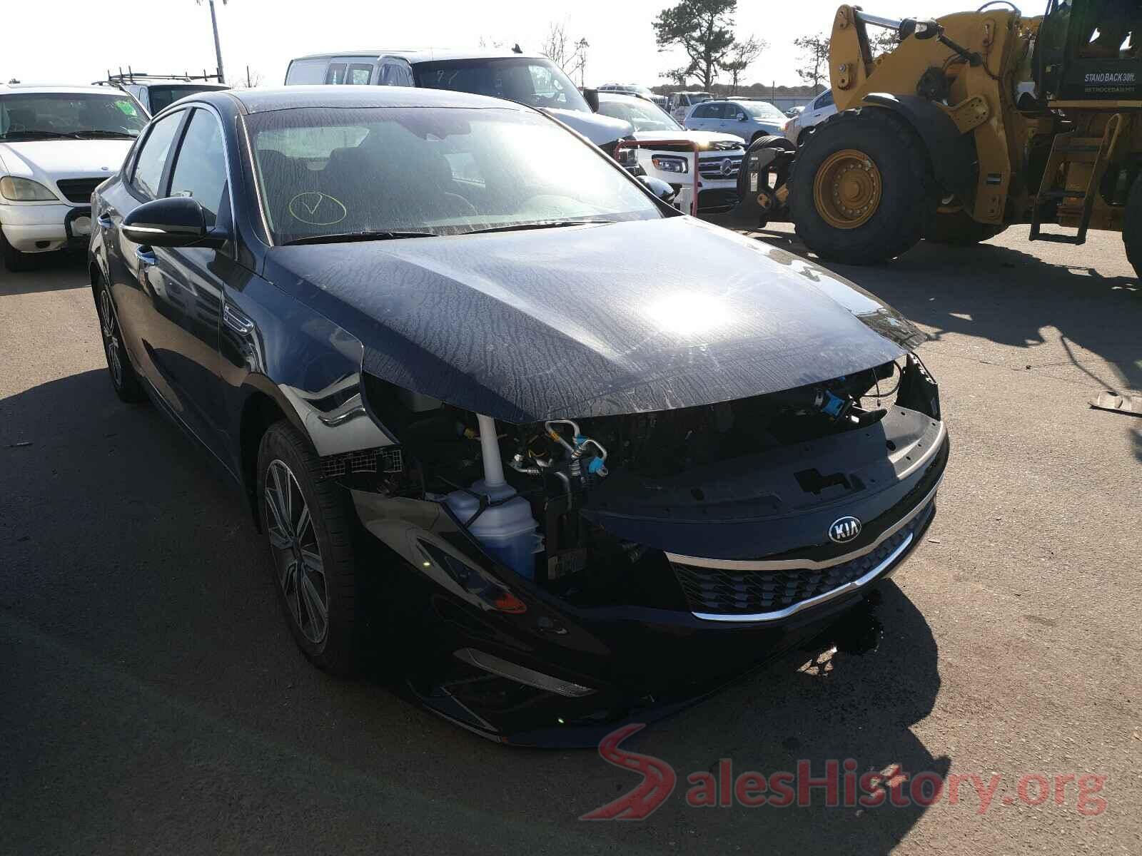 5XXGT4L30KG352001 2019 KIA OPTIMA