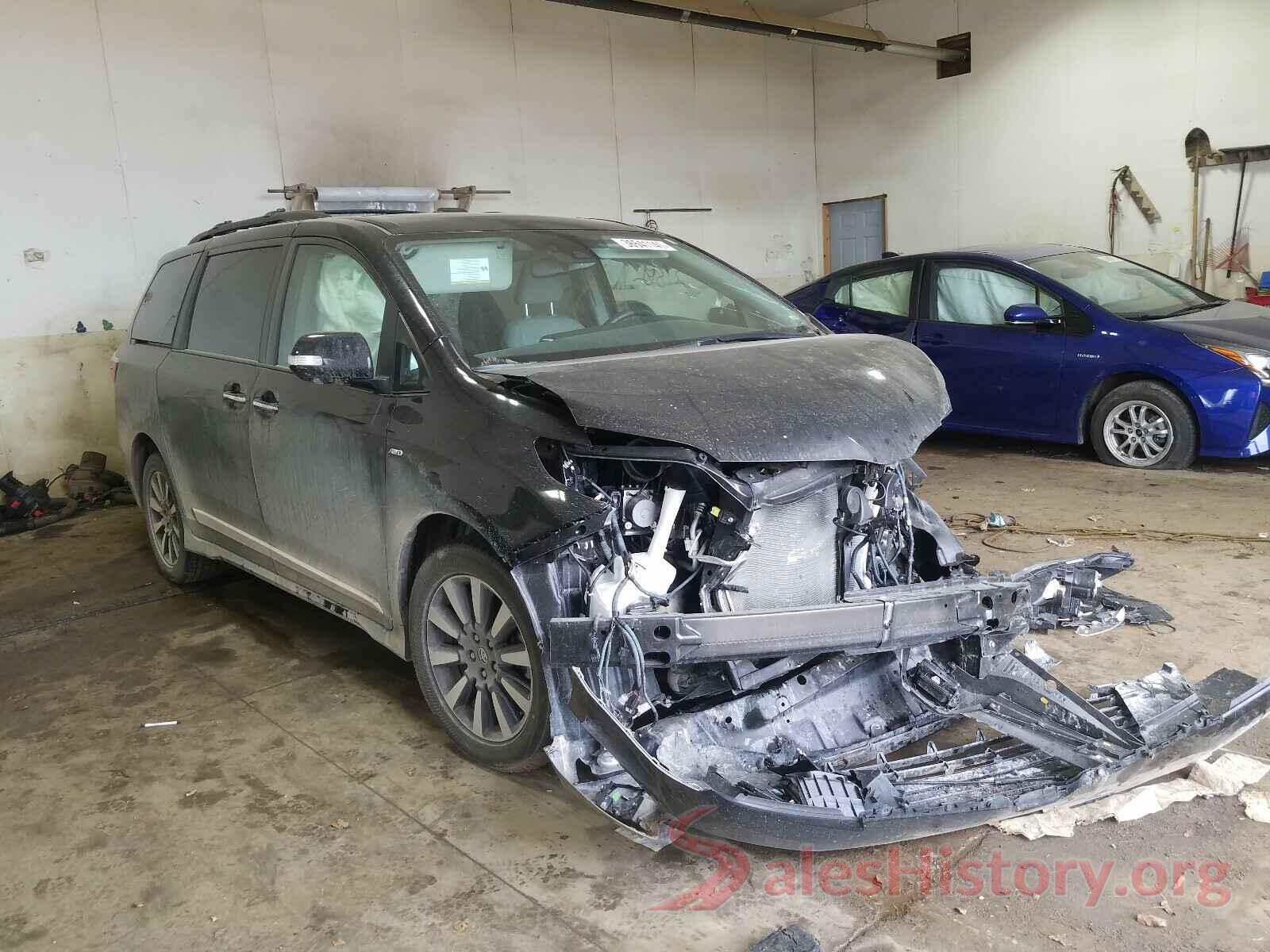 5TDDZ3DC6KS220692 2019 TOYOTA SIENNA