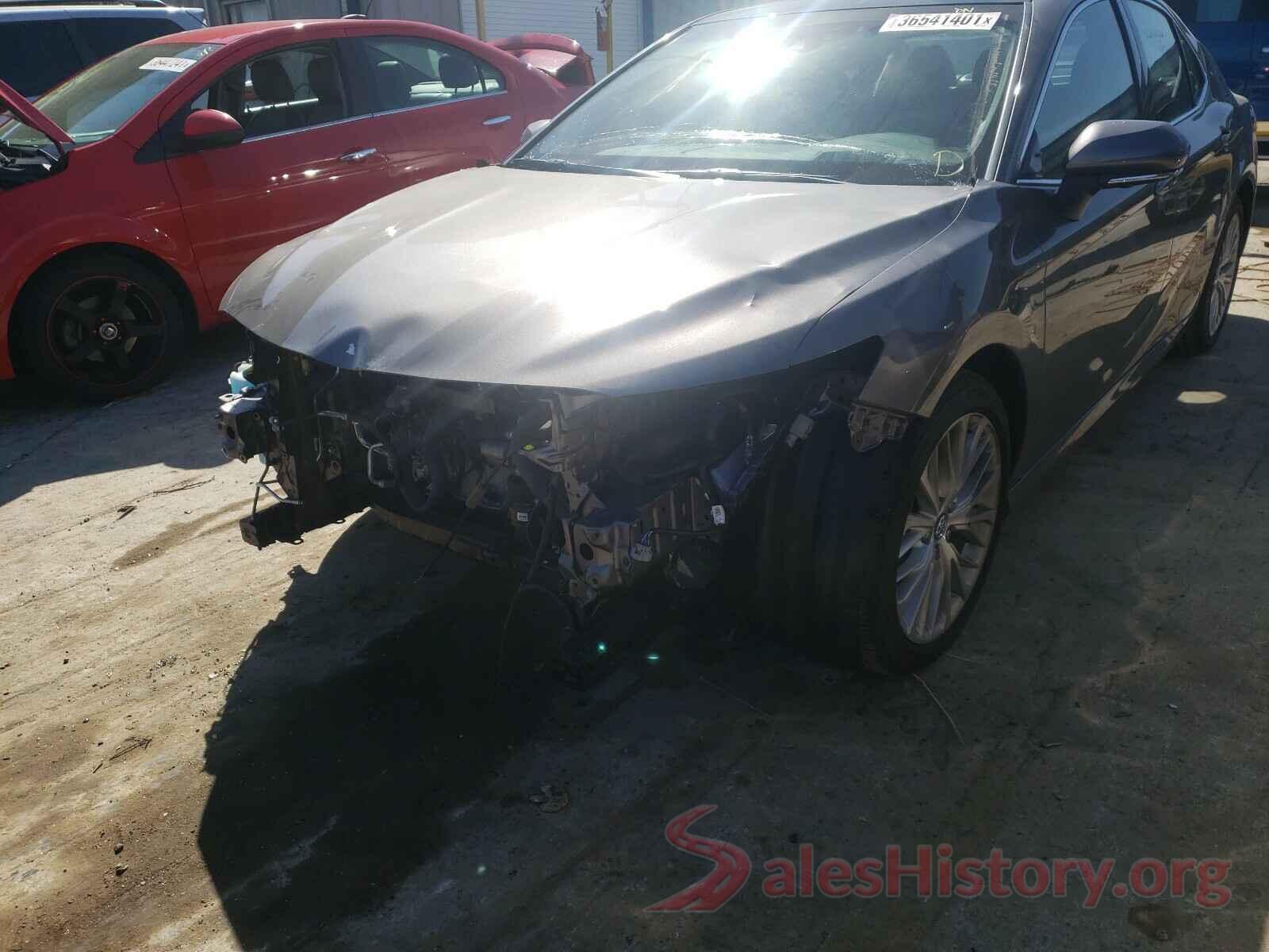 4T1B11HK4JU055266 2018 TOYOTA CAMRY