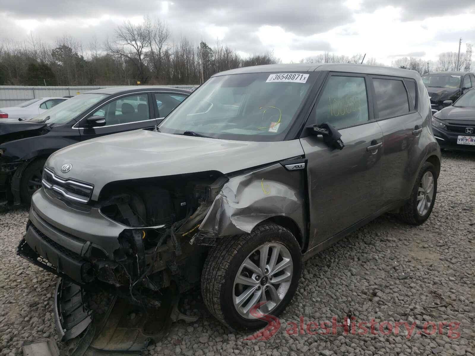 KNDJP3A55J7505696 2018 KIA SOUL