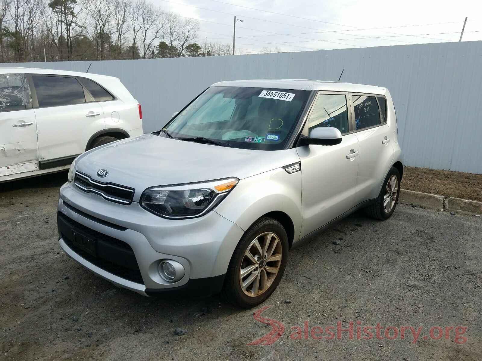 KNDJP3A50J7583769 2018 KIA SOUL