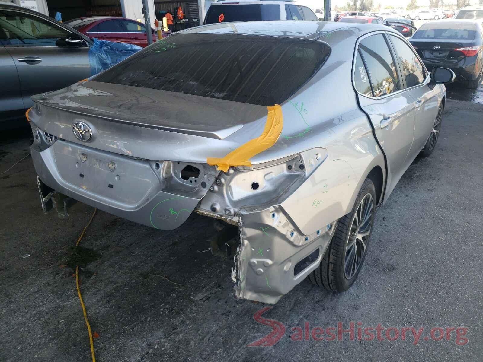 4T1B11HK6JU074756 2018 TOYOTA CAMRY