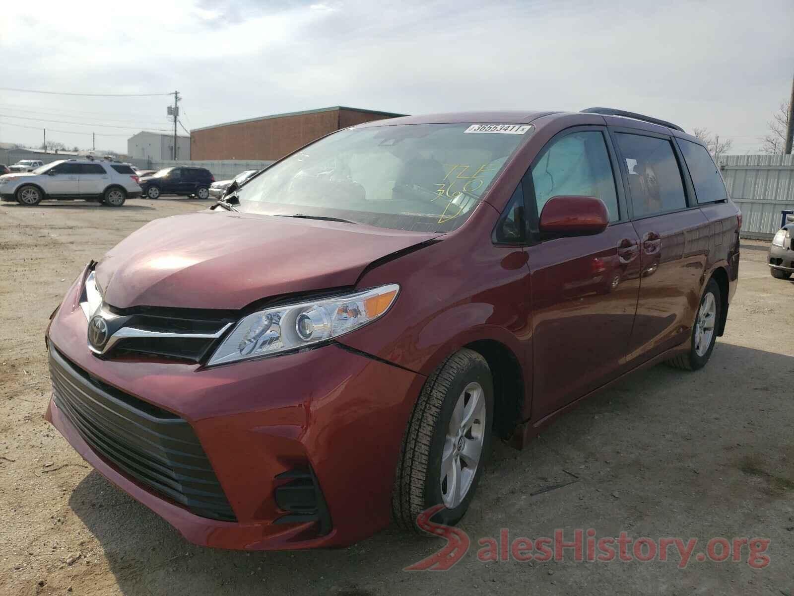 5TDKZ3DC9KS994183 2019 TOYOTA SIENNA