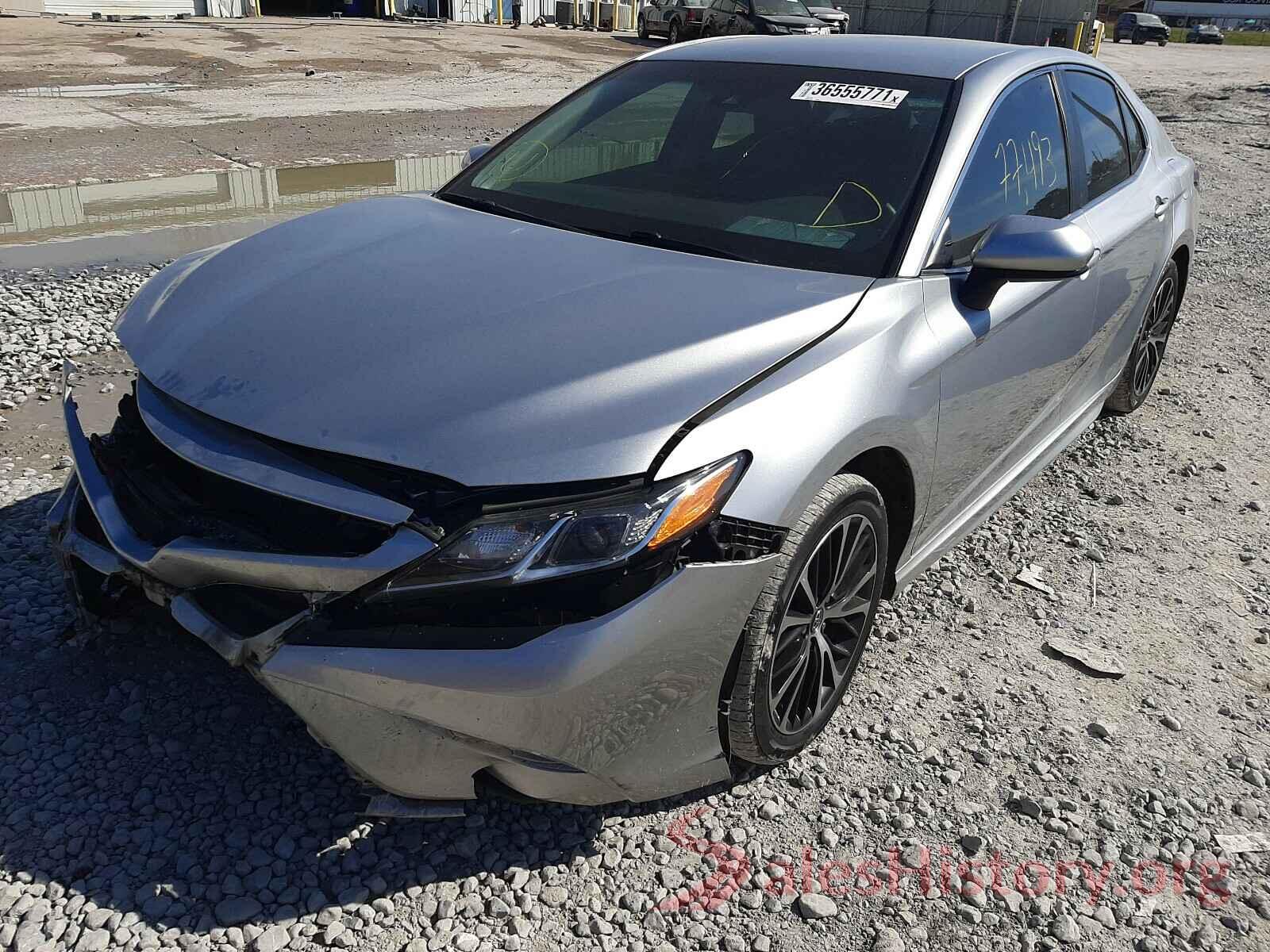 4T1B11HK1JU102740 2018 TOYOTA CAMRY