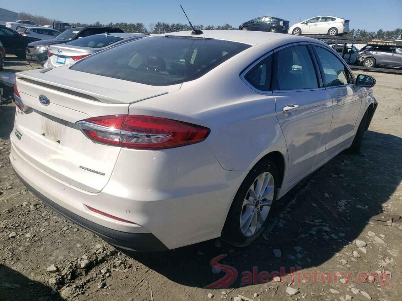 3FA6P0SU5KR228011 2019 FORD FUSION