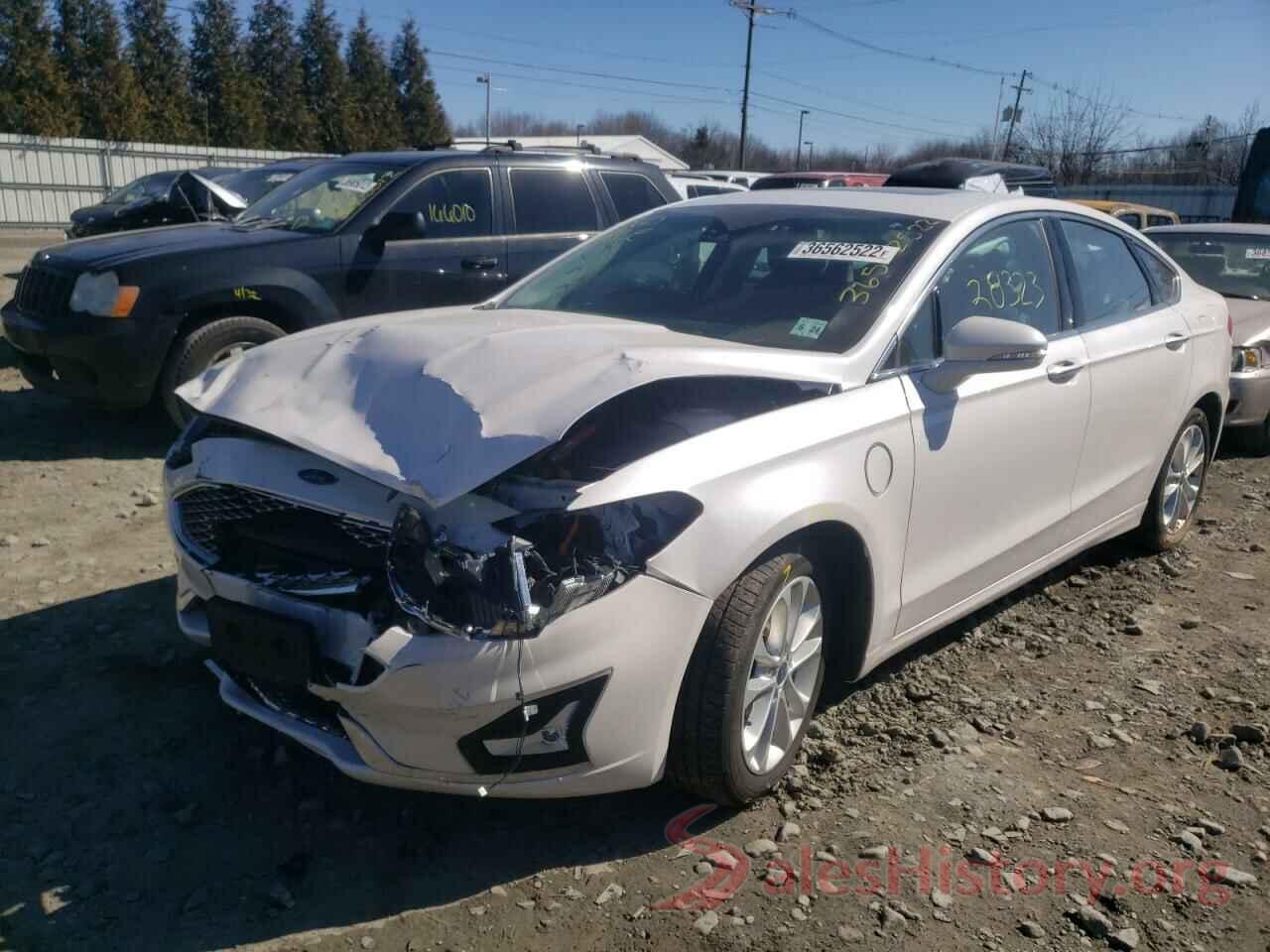 3FA6P0SU5KR228011 2019 FORD FUSION