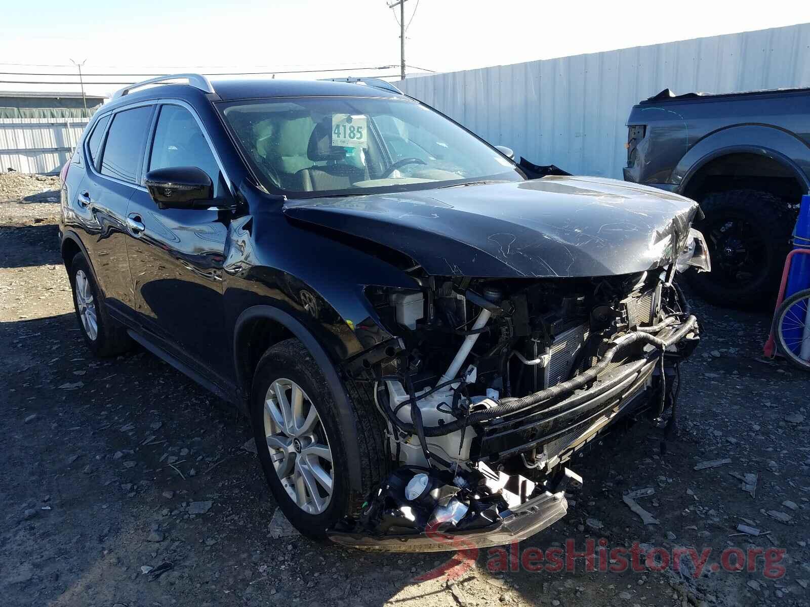 KNMAT2MV6JP599427 2018 NISSAN ROGUE