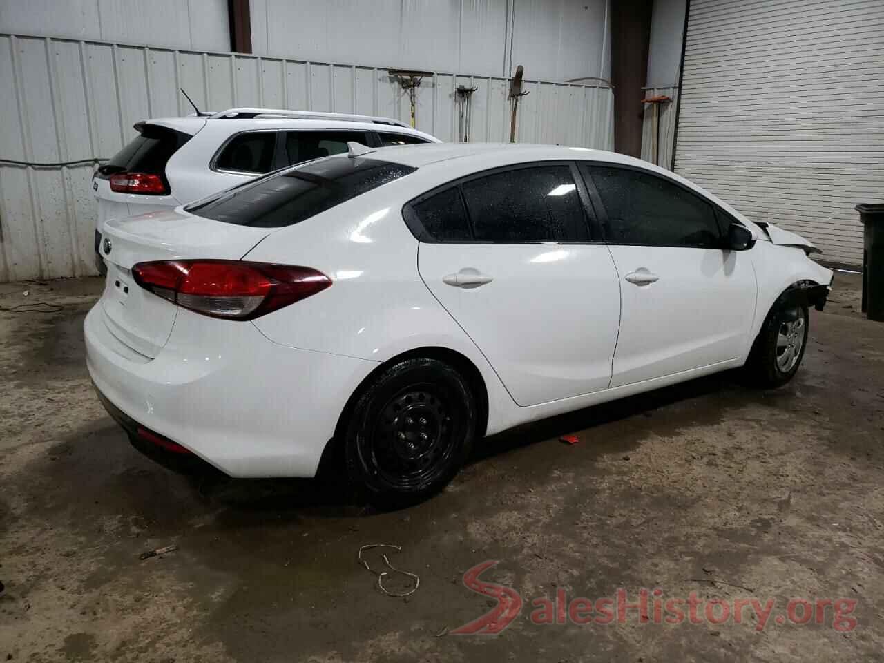 3KPFK4A78HE090976 2017 KIA FORTE