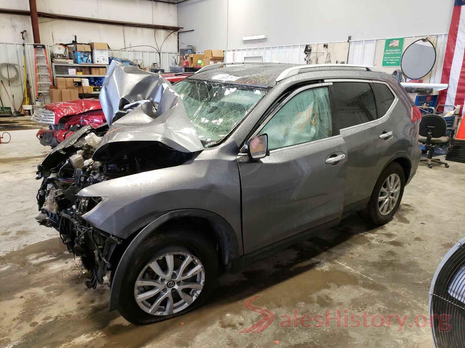 KNMAT2MV7JP586296 2018 NISSAN ROGUE