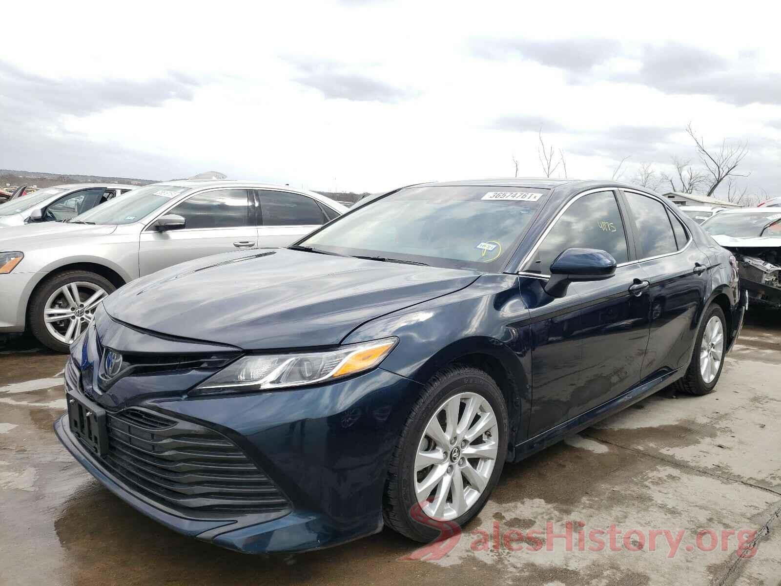 4T1B11HK7JU592648 2018 TOYOTA CAMRY