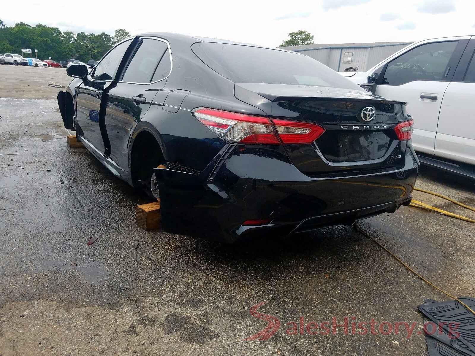 4T1B11HK6JU623517 2018 TOYOTA CAMRY