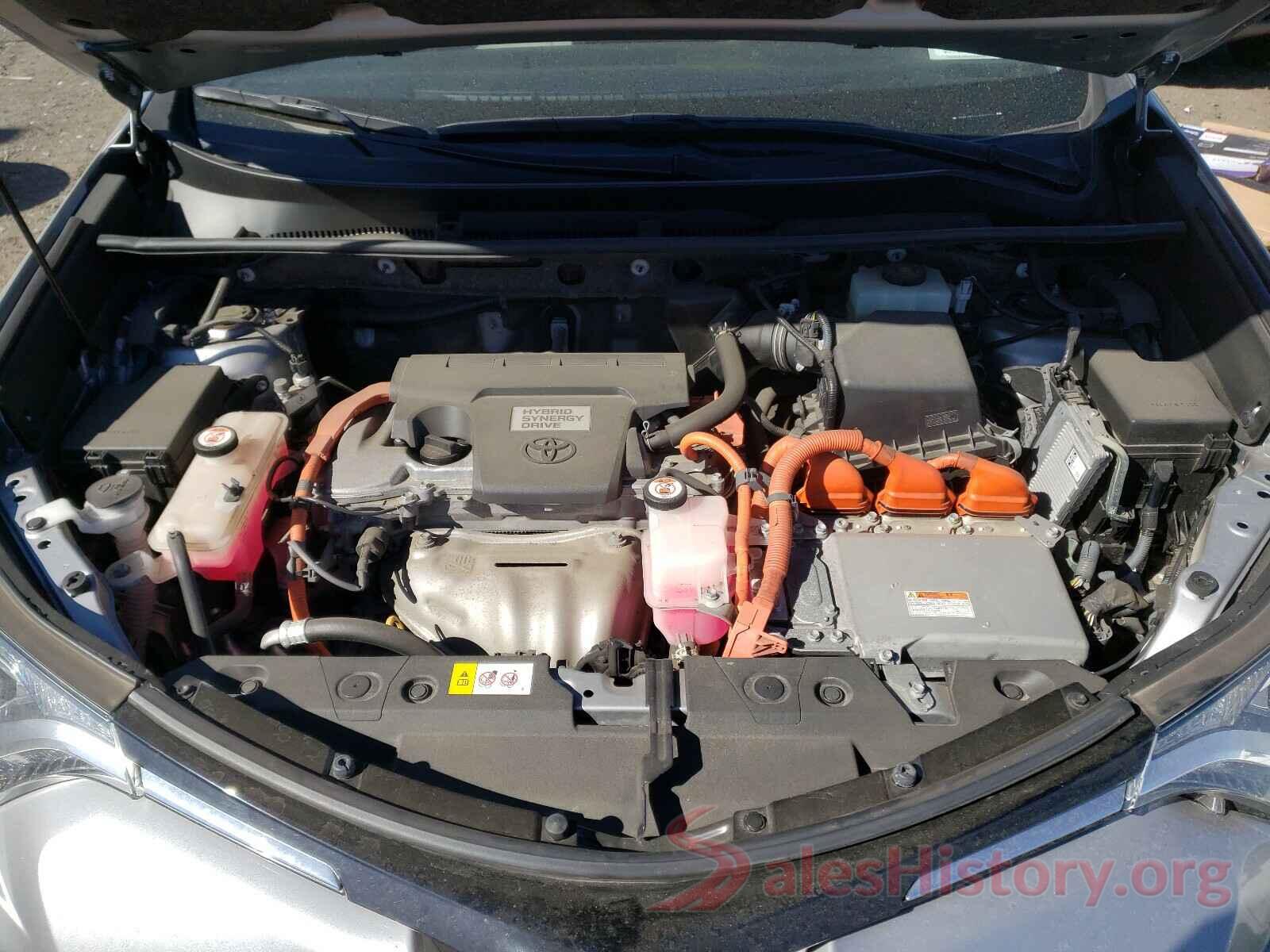 JTMRJREV6HD086044 2017 TOYOTA RAV4