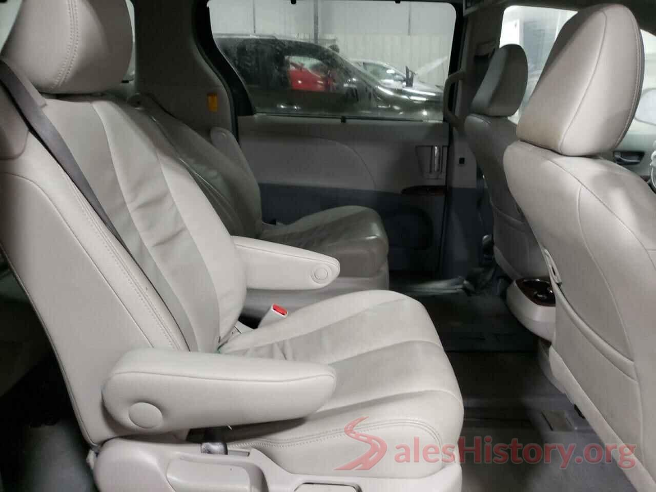 5TDDK3DC5ES092941 2014 TOYOTA SIENNA