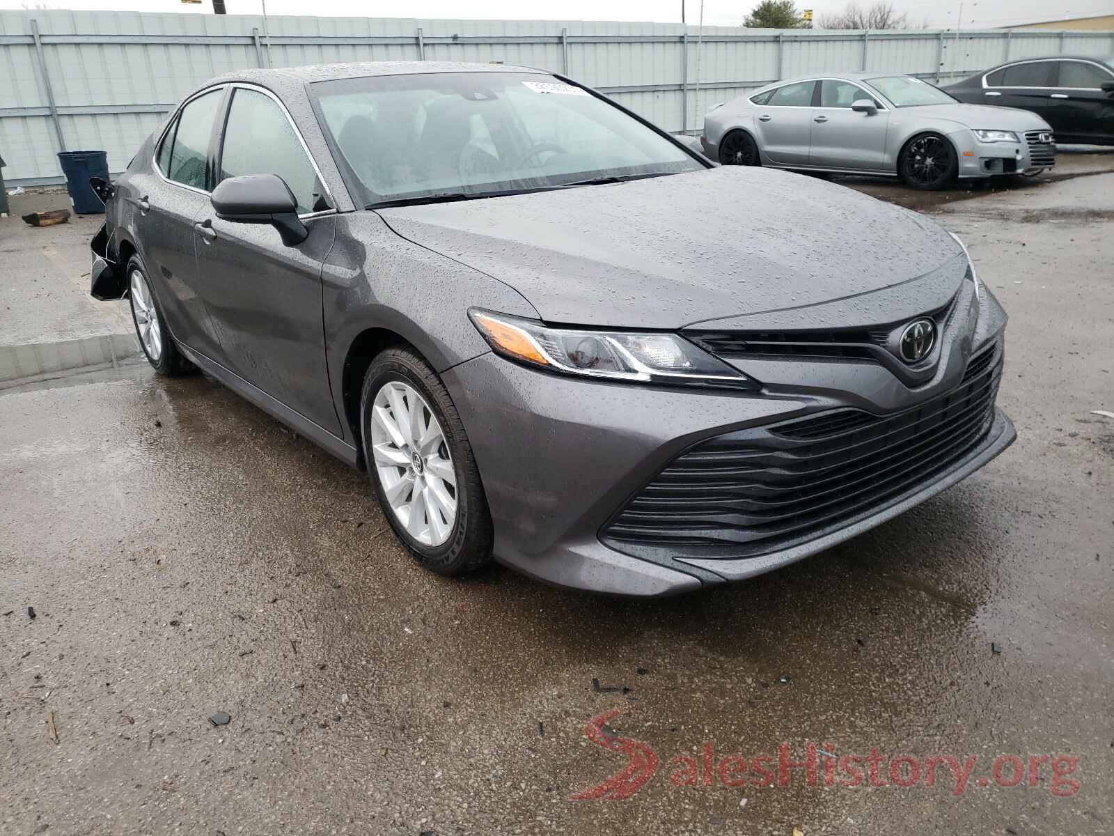 4T1B11HK5JU547286 2018 TOYOTA CAMRY