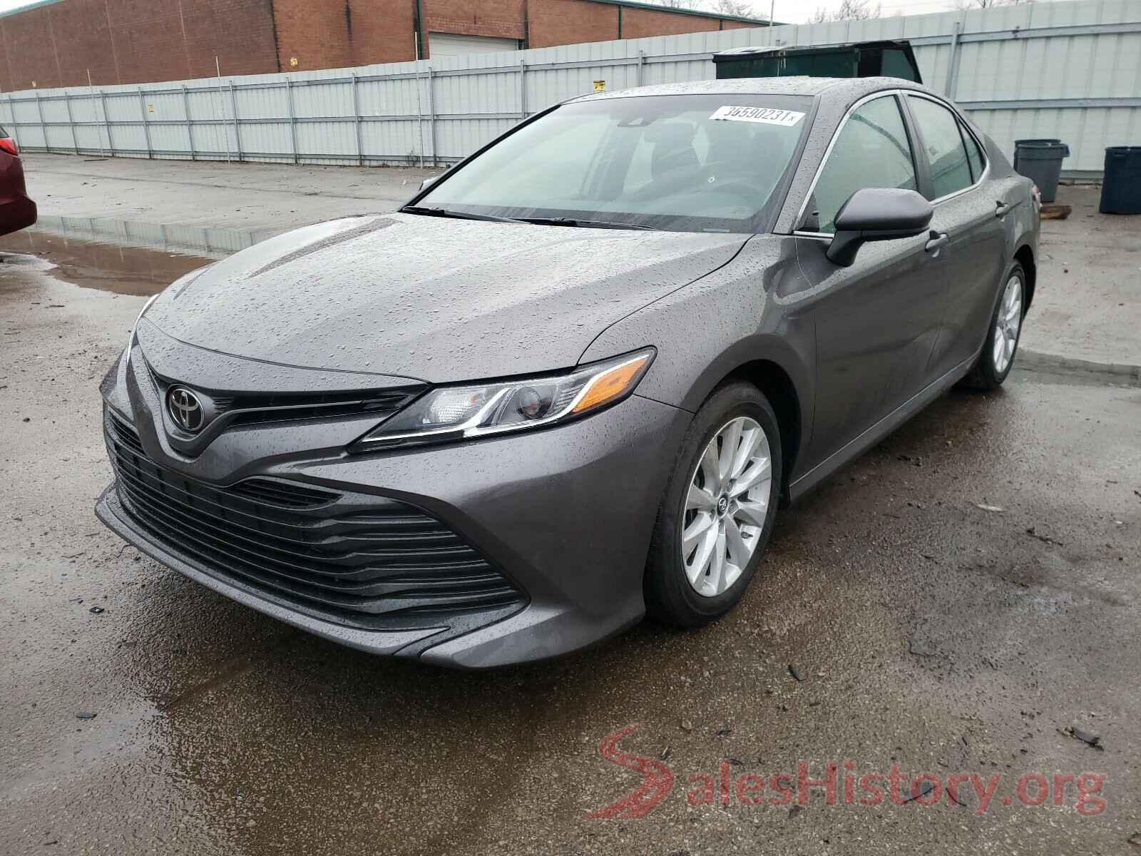 4T1B11HK5JU547286 2018 TOYOTA CAMRY