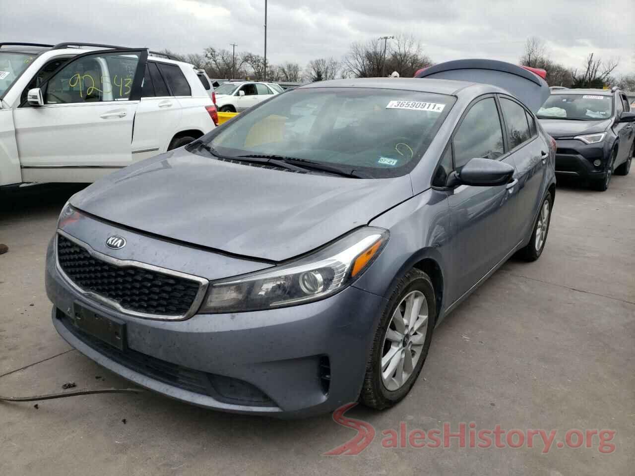 3KPFL4A72HE013470 2017 KIA FORTE