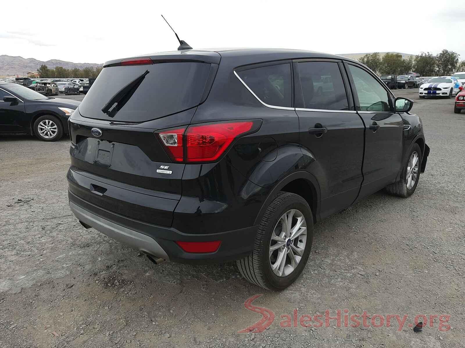 1FMCU0GD4KUA35934 2019 FORD ESCAPE