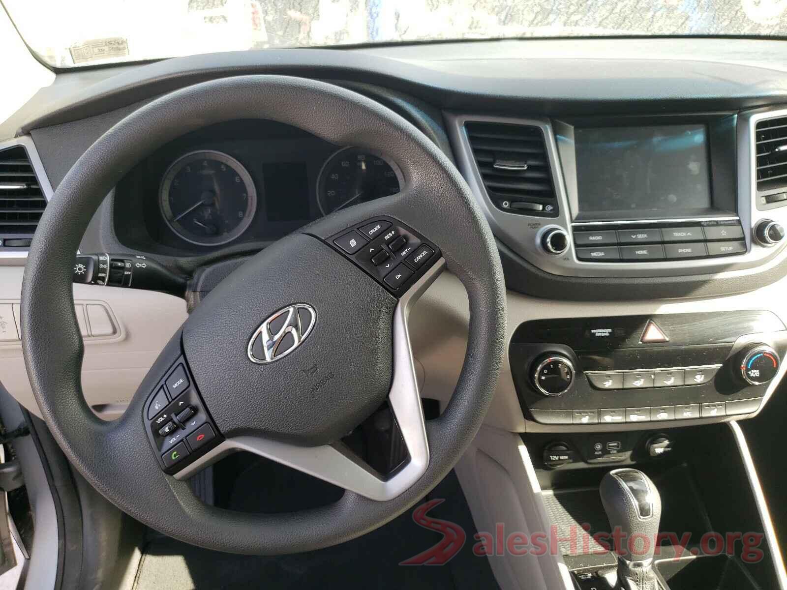 KM8J3CA46JU828011 2018 HYUNDAI TUCSON