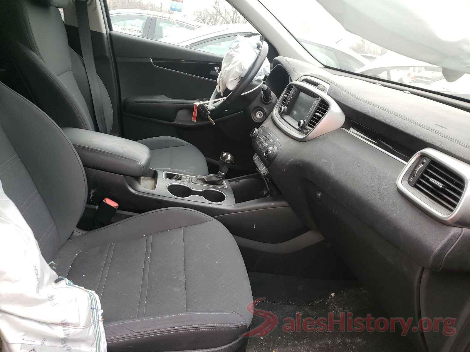 5XYPGDA31HG325904 2017 KIA SORENTO