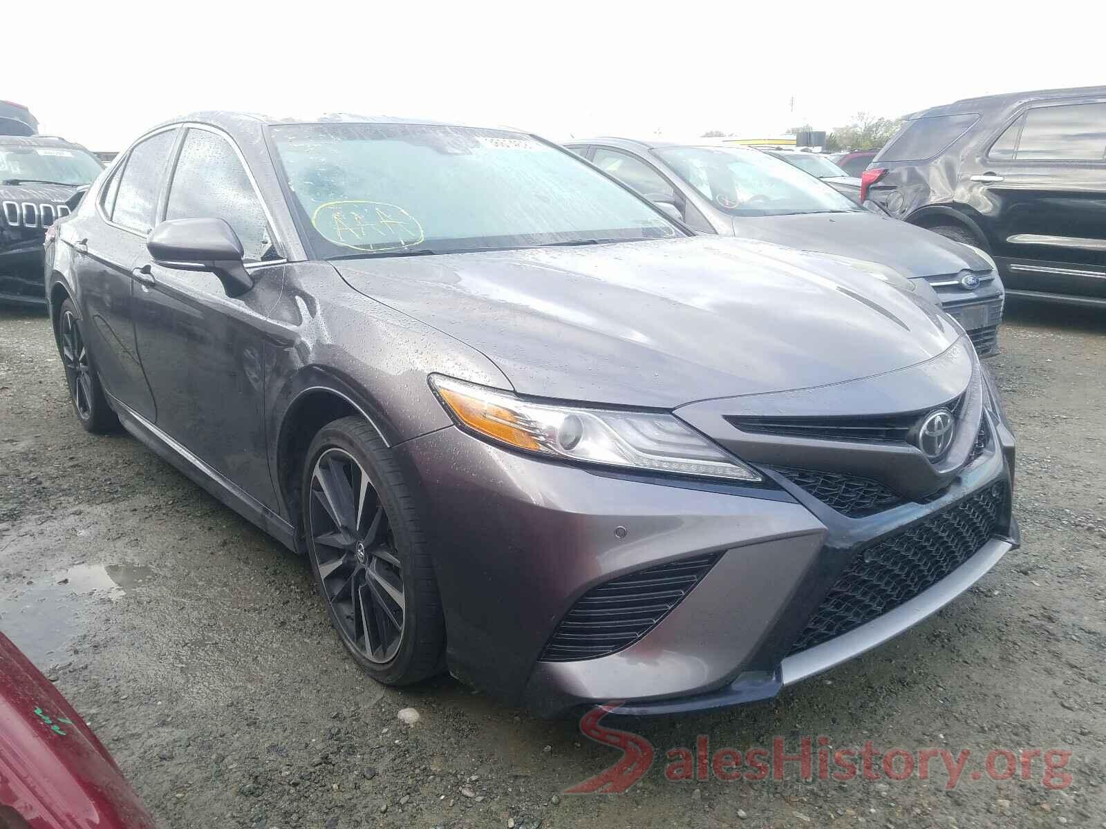 4T1B61HK0JU128327 2018 TOYOTA CAMRY