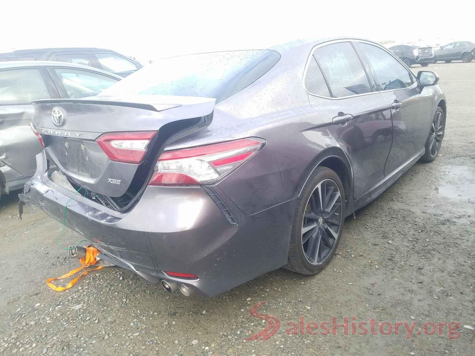 4T1B61HK0JU128327 2018 TOYOTA CAMRY