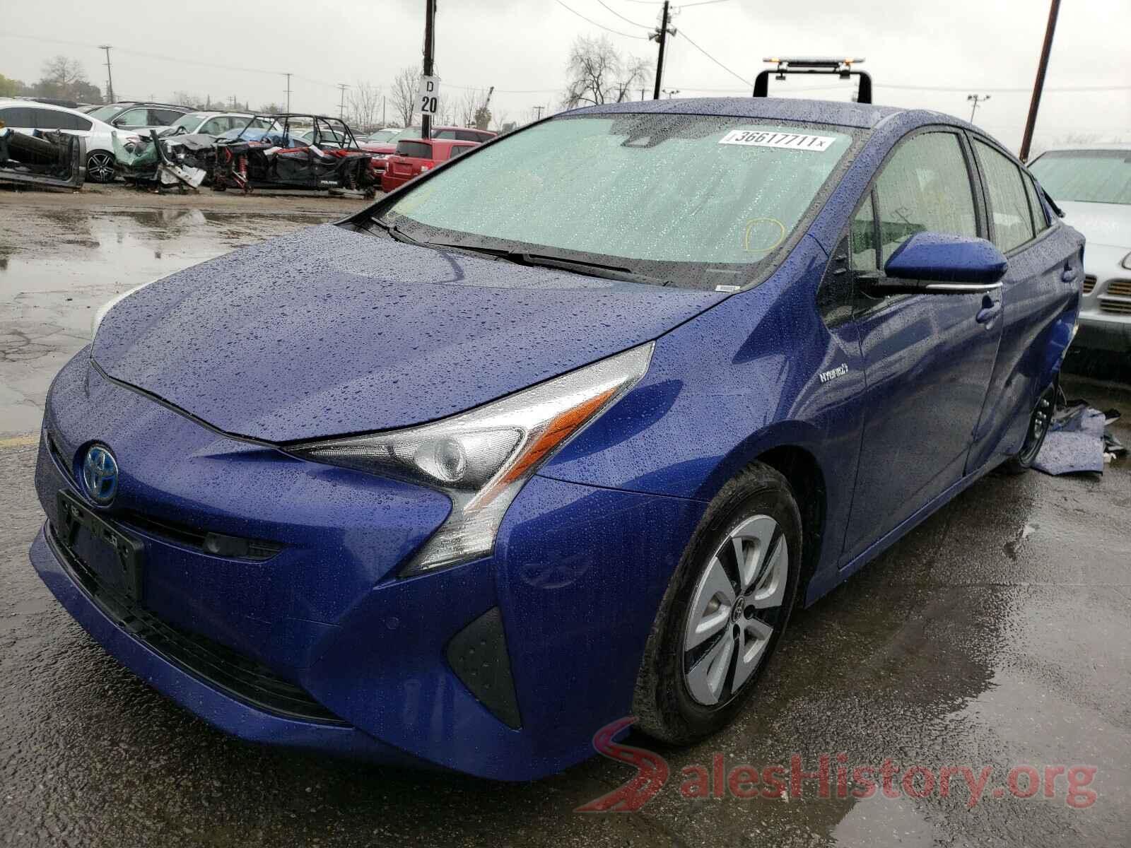 JTDKARFU8J3063643 2018 TOYOTA PRIUS