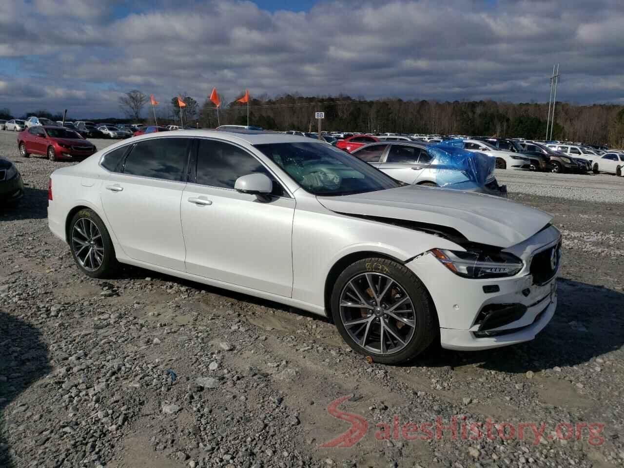 LVY982MK2JP040413 2018 VOLVO S90