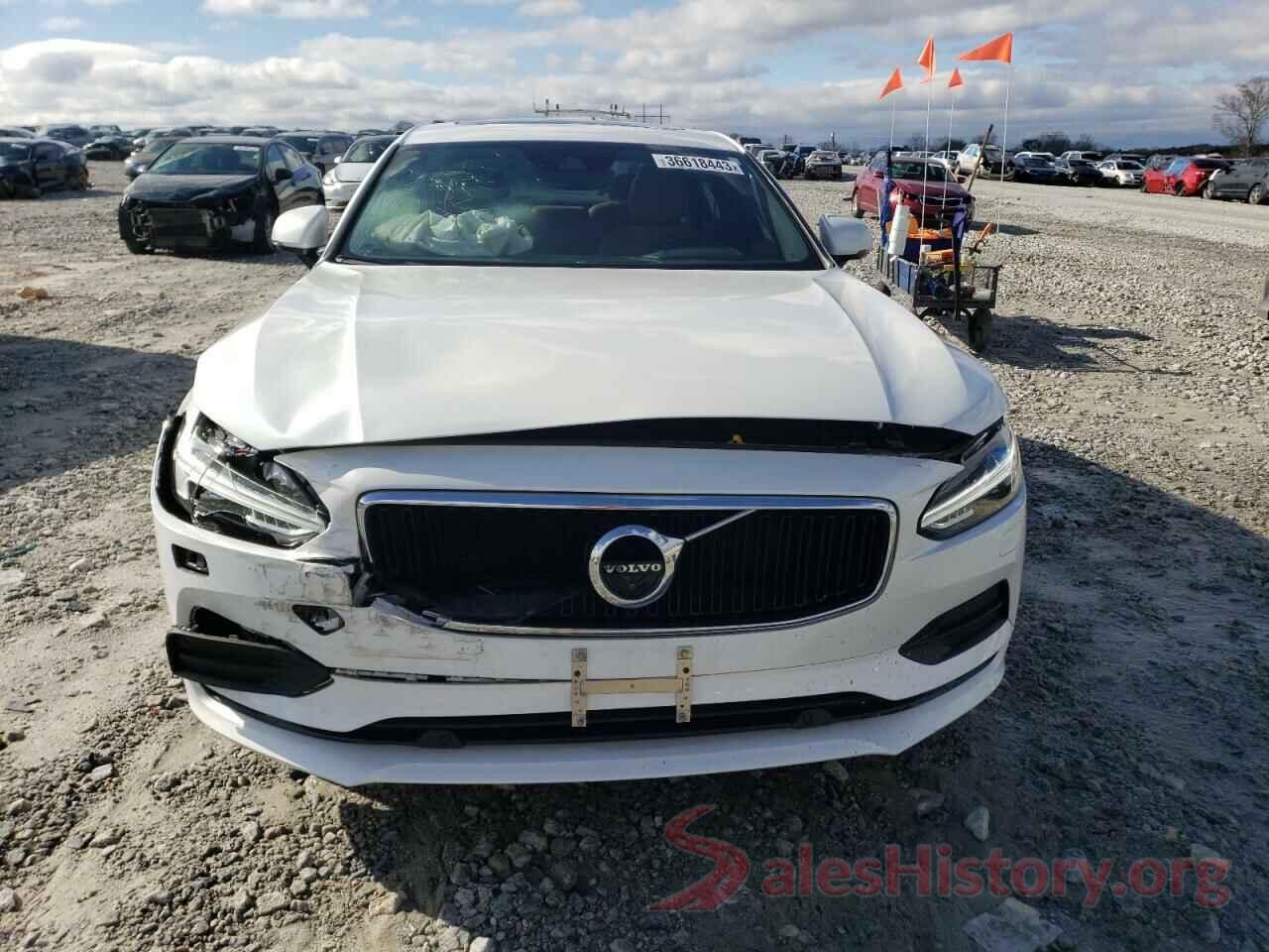 LVY982MK2JP040413 2018 VOLVO S90